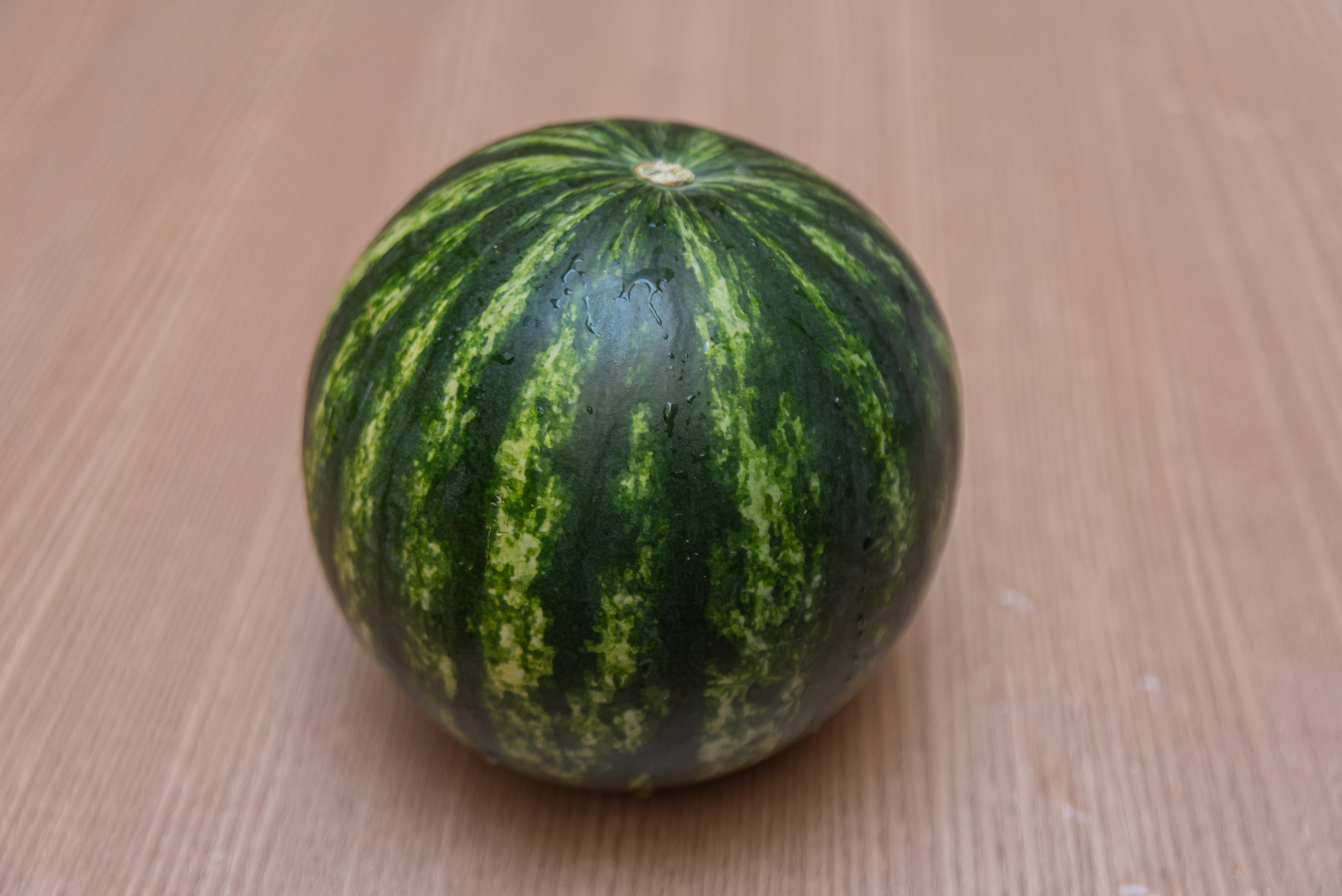 how to identify natural watermelon