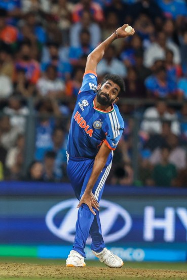 India vs New Zealand T20 World Cup Final batting highlights Jasprit Bumra | Indian players celebrating T20 World Cup win | भारत विरुद्ध न्यूझीलंड टी-२० विश्वचषक अंतिम सामना |