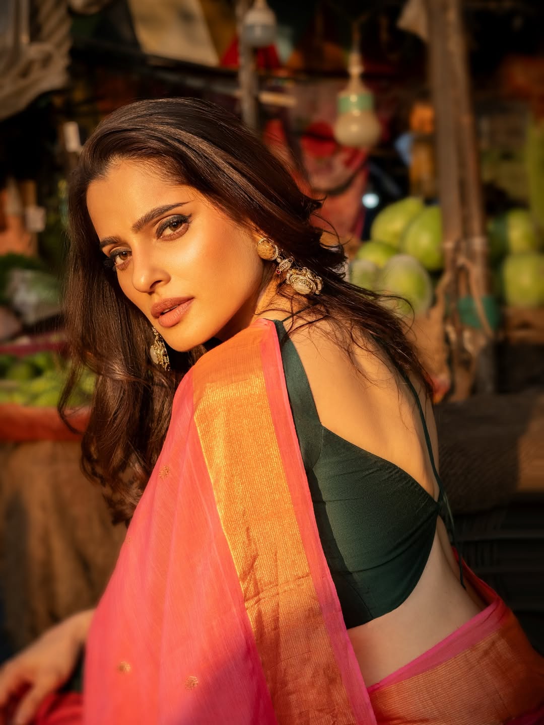 Priya Bapat nauvari saree look