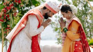 ‘आई कुठे काय करते’ फेम अपूर्वा गोरेने शेअर केले लग्नातील खास फोटो; पारंपारिक लूकने वेधले लक्ष