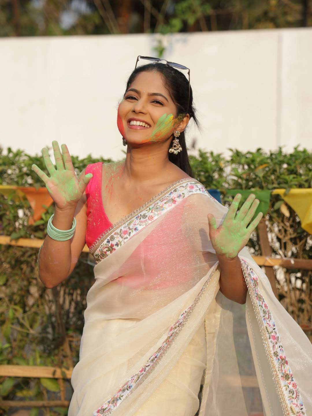 Holi 2026 Kamali fame vijaya babar white saree holi celebrations