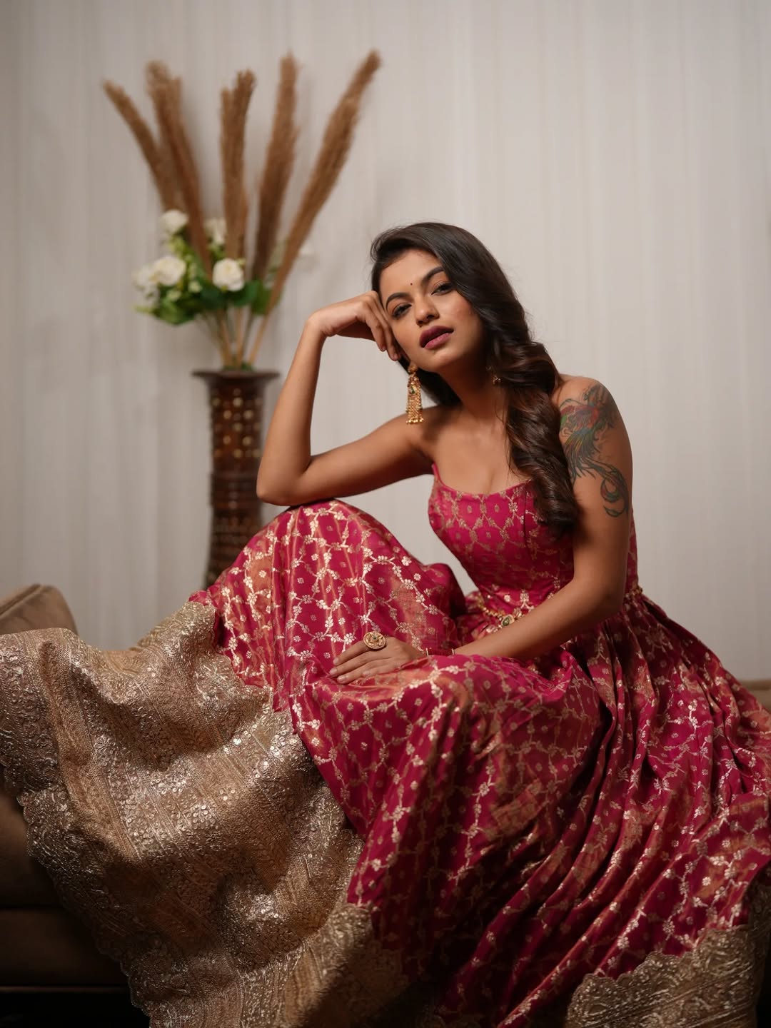 Anushree Mane royal pink look in Bigg Boss Marathi 6,