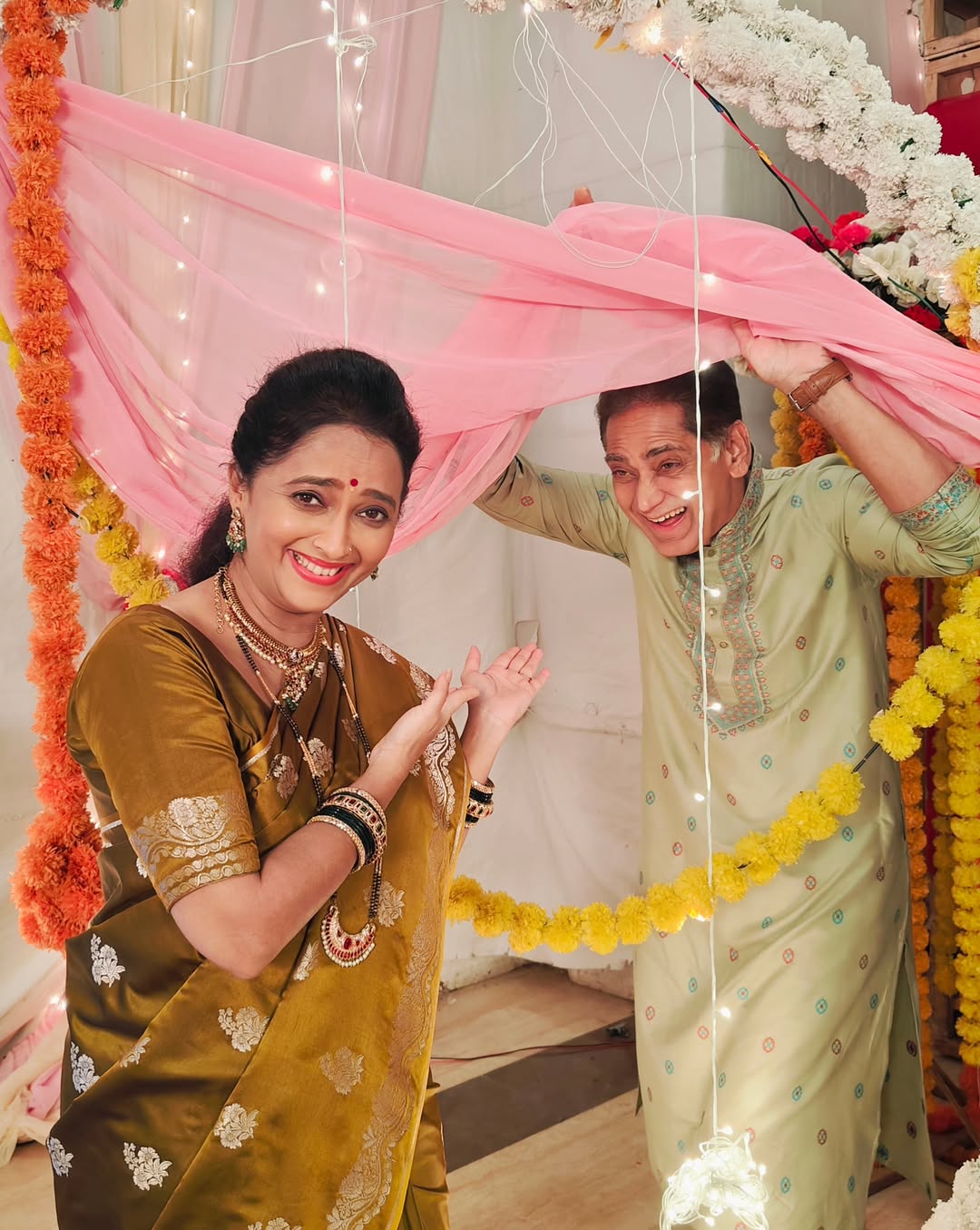 Rutuja Deshmukh saree look viral Lagnanantar Hoilach Ki Prem wedding track shoot