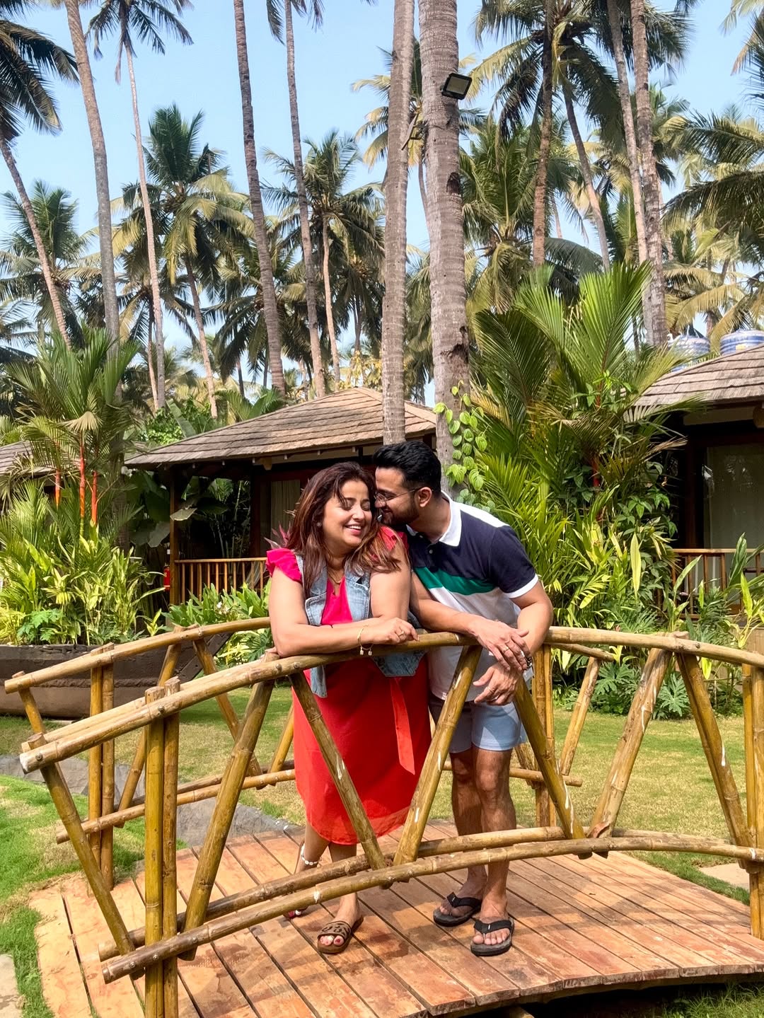 Apurva Nemlekar Hampi honeymoon trip