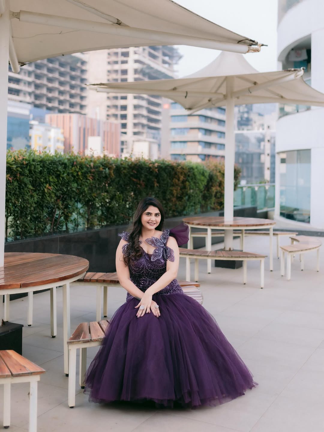 Veena Jagtap purple gown glamorous photos viral on social media