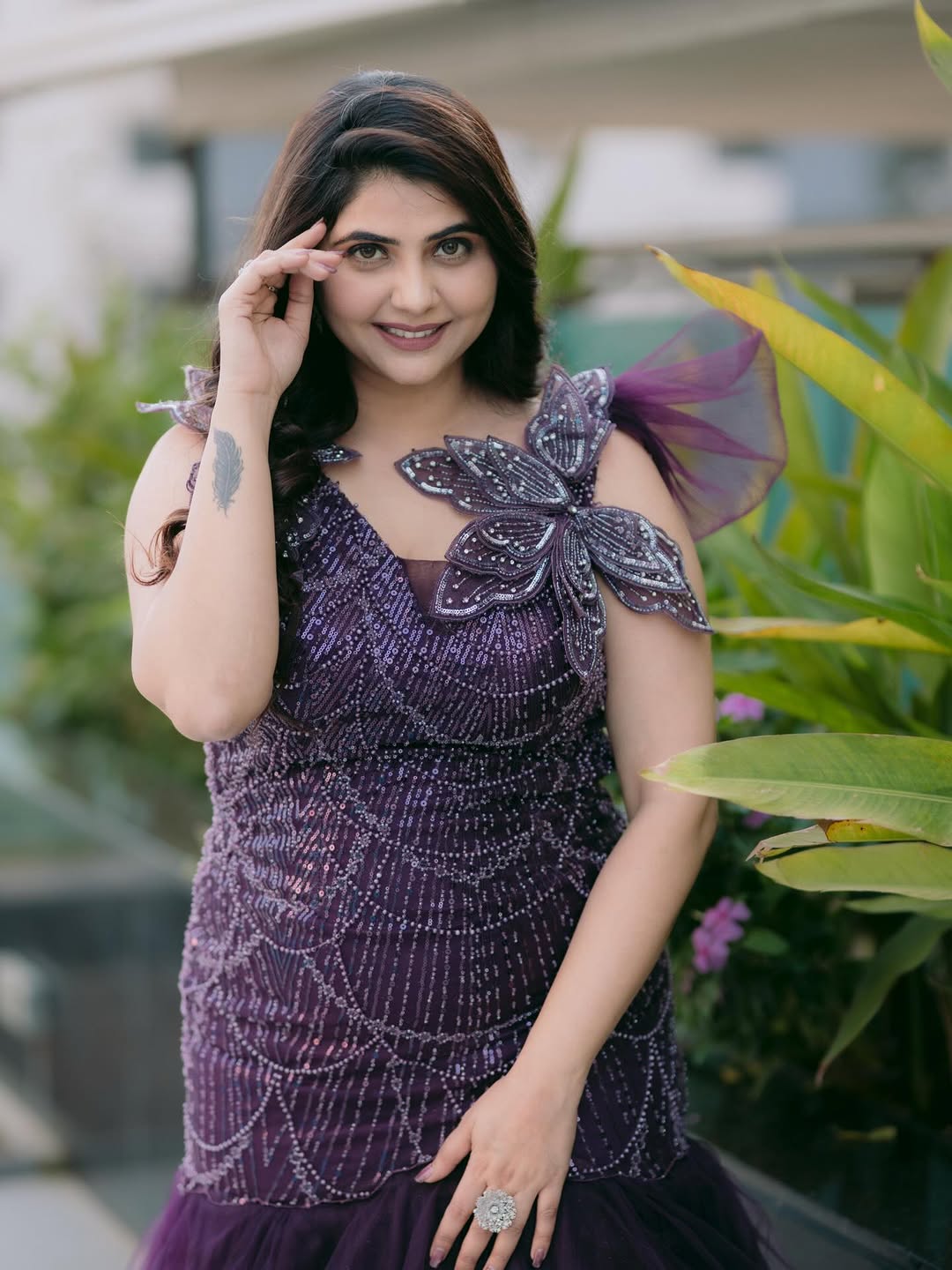 Veena Jagtap purple gown glamorous photos viral on social media