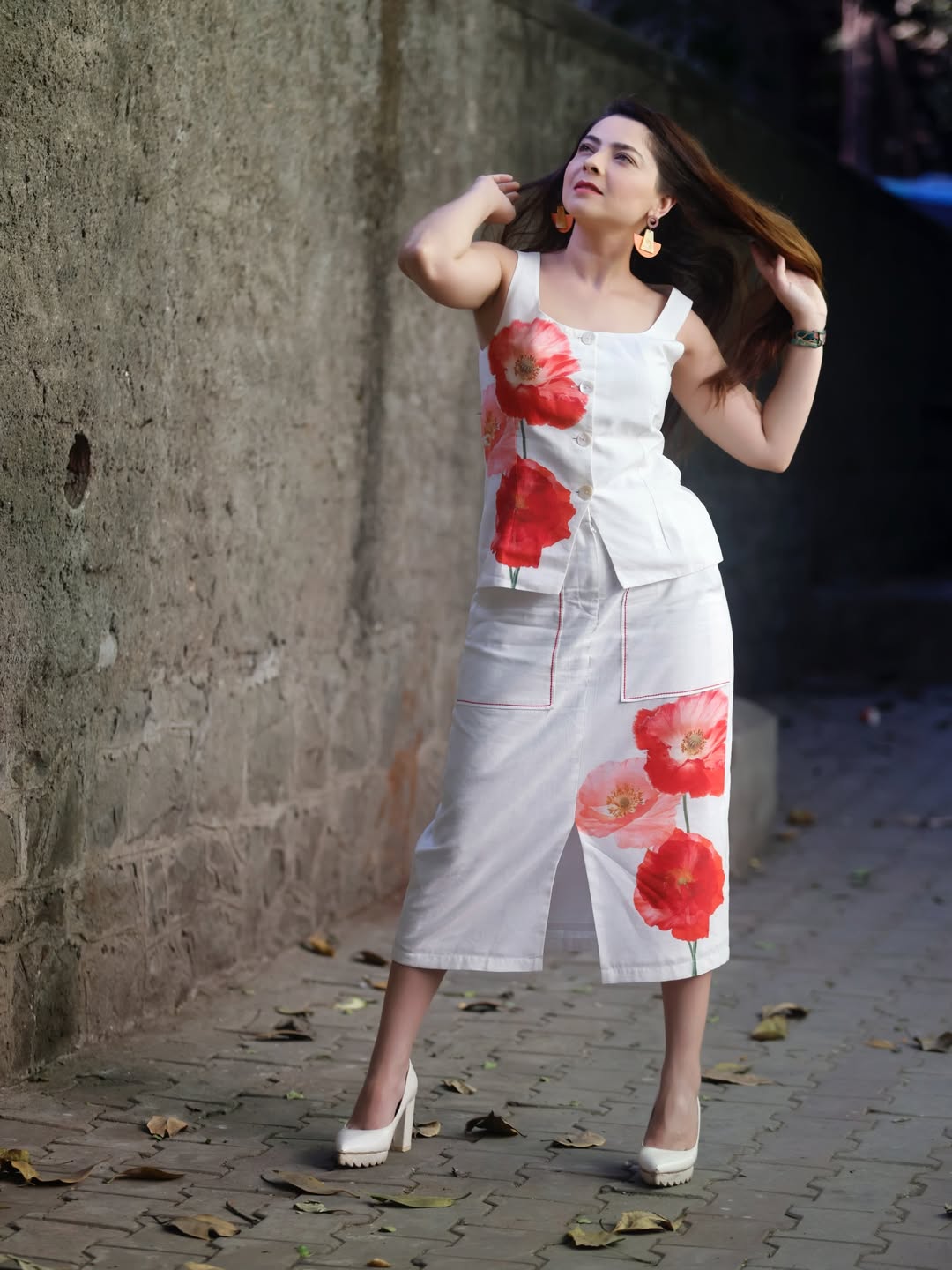 Sonalee Kulkarni stylish white outfit photos