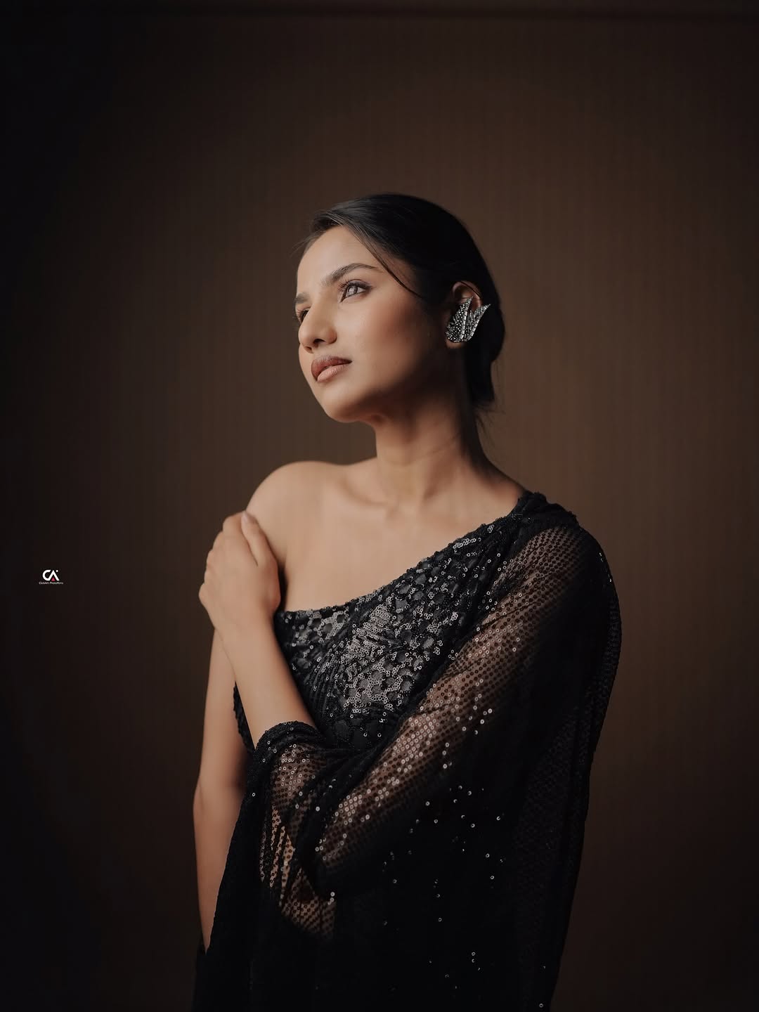 Pooja Birari black gown look