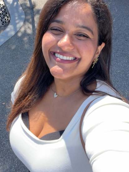 Vanita Kharat Australia trip Noosa Heads beach photos bold beach look