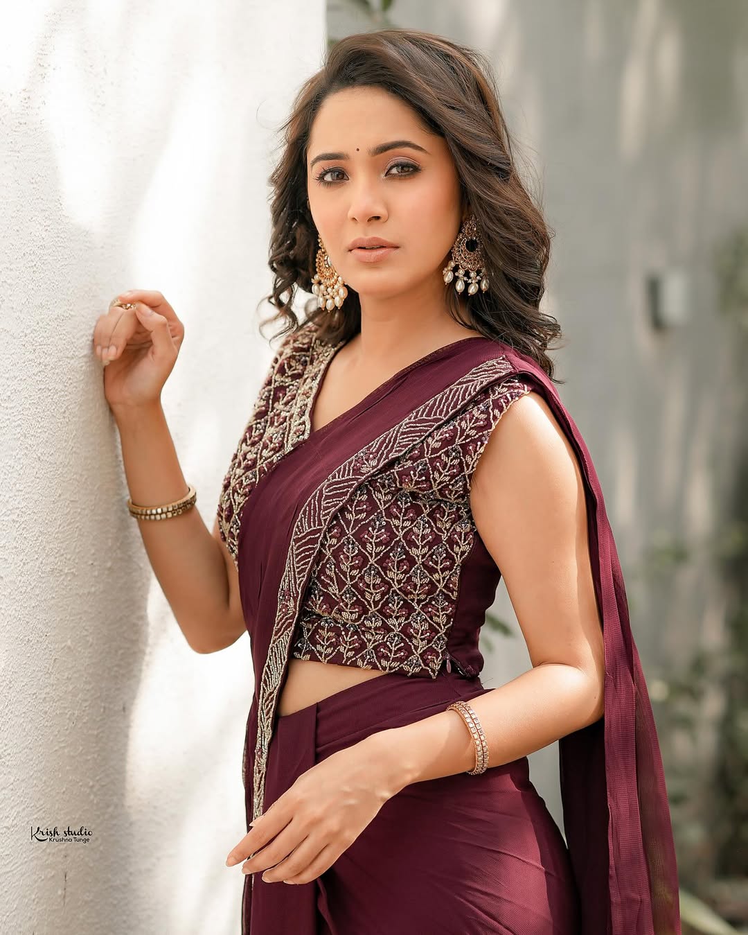 Anushka Sarkate Paithani Nauvari Saree Look