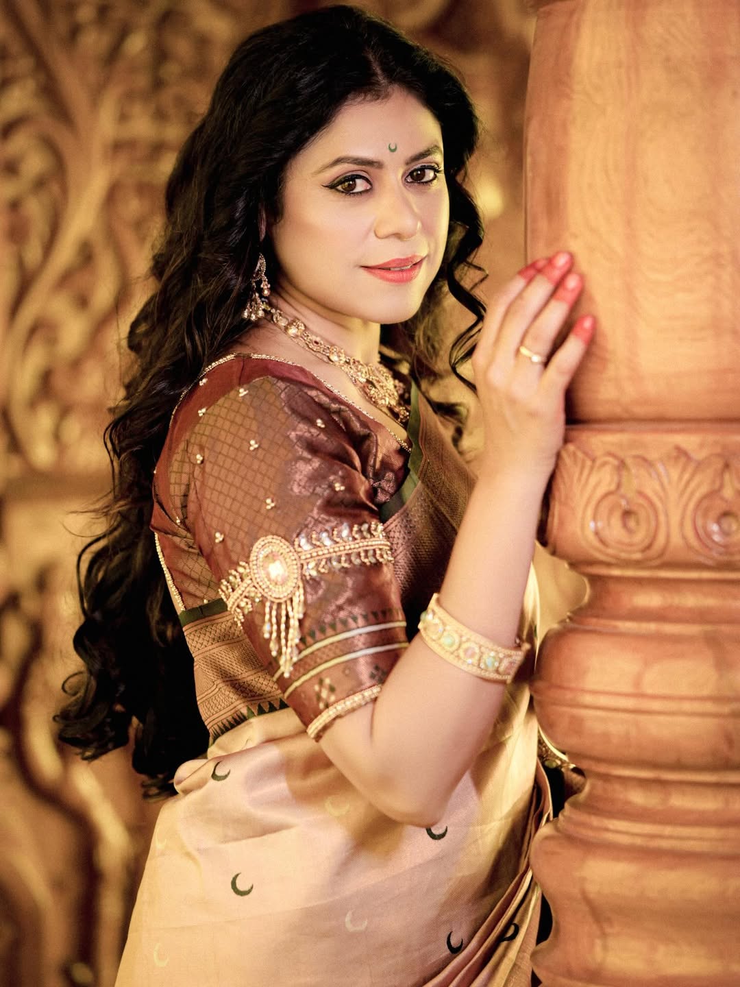 Ashvini Mahangade Paithani Saree Look