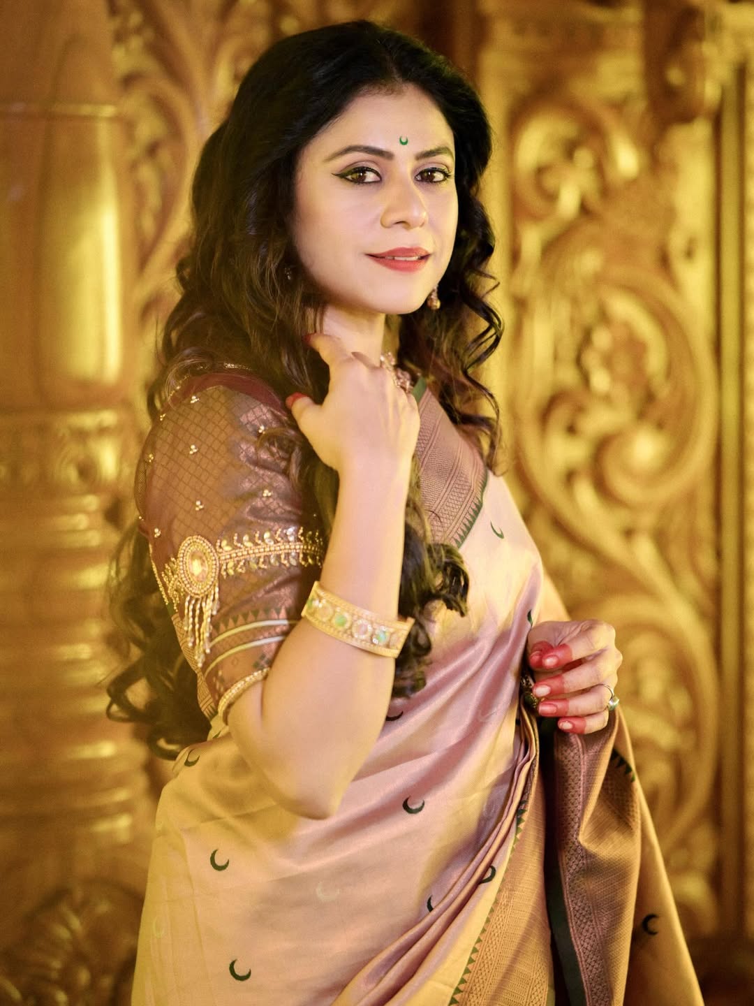 Ashvini Mahangade Paithani Saree Look
