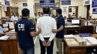 cbi-arrests-senior-central-railway-officer-for-40-lakh-bribe-seizes-cash-and-jewellery