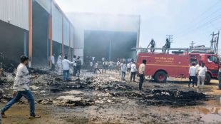 huge-fire-at-cotton-factory-in-anjangaon-surji-amravati-crores-of-property-gutted