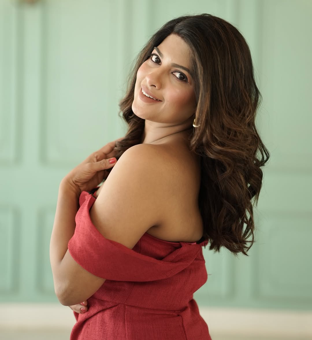 Dhanashri Kadgaonkar Red Dress Look
