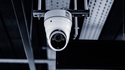 एकतर्फी प्रेमातून विकृत कृत्य! डॉक्टरकडून महिलेचे गुप्त चित्रीकरण; ३,००० व्हिडिओ जप्त