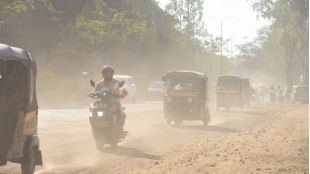 Dust and potholes worsen in Nashik as Kumbh Mela road works trigger traffic chaos and health concerns