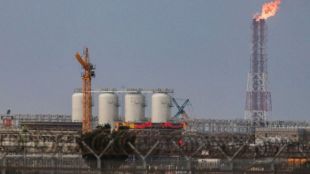 iran-missile-strike-qatar-ras-laffan-lng-terminal-fire