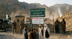 Pakistan-Afghanistan War EID Pause: ईदच्या पार्श्वभूमीवर पाकिस्तान-अफगाणिस्तानमध्ये ५ दिवसांचा युद्धविराम; इस्लामिक देशांच्या विनंतीनंतर निर्णय