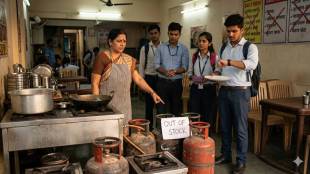 Navi Mumbai LPG gas shortage impact on PG students | नवी मुंबई एलपीजी गॅस टंचाई खानावळ बंद विद्यार्थी हाल