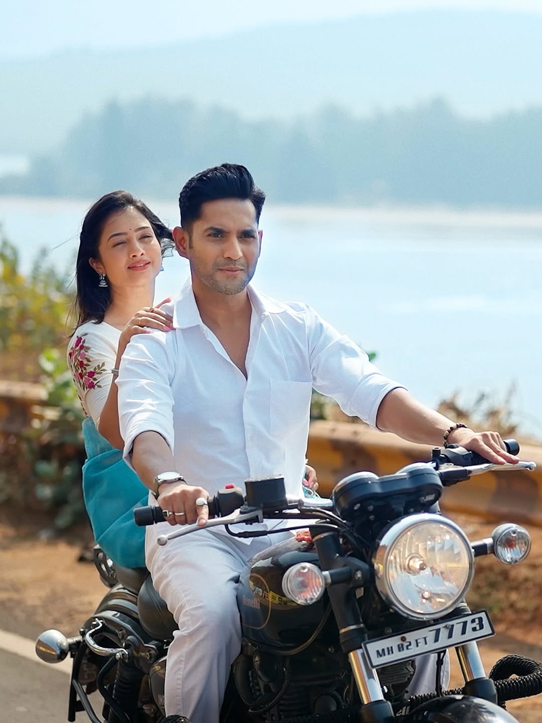 Girija Prabhu Mandar Jadhav Tu Chandwa Song