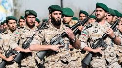 Iran USA Ground War: अमेरिकेला समोरासमोर भिडण्यास १० लाखांहून अधिक इराणी सैनिक सज्ज; तरुणांची भरती केंद्रांवर गर्दी