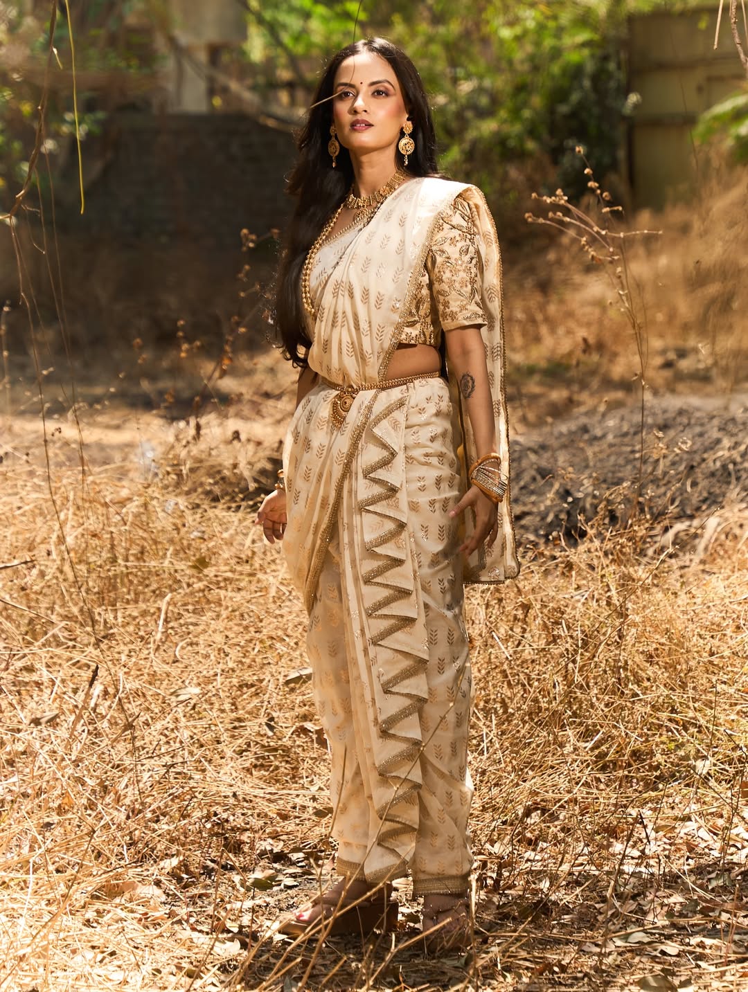 Ketaki Mategaonkar White Nauvari Saree Look