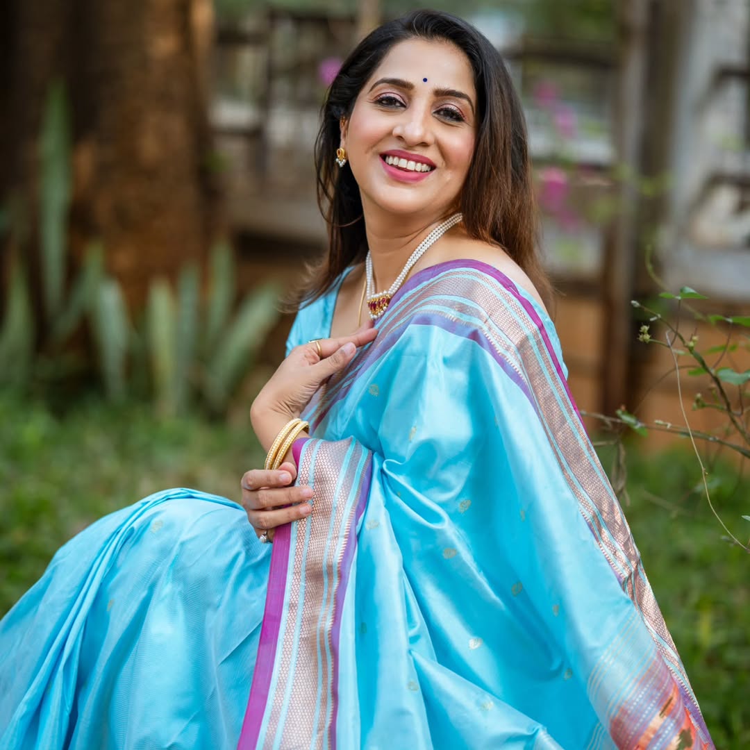 Madhurani Gokhale Orange Saree Look