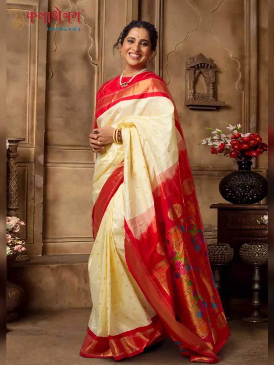 Madhurani Gokhale Orange Saree Look