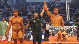 Mahendra Gaikwad Touches Sikandar Shaikh feet After Winning Match in Maharashtra Kesari 2026 Video