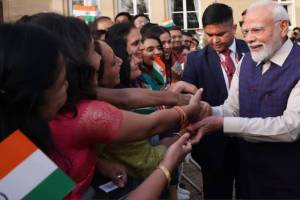 PM Narendra Modi World's Most Popular Leader Morning Consult Survey | पंतप्रधान नरेंद्र मोदी जगातील सर्वात लोकप्रिय नेता | 68 Percent Approval Rating PM Modi Global Ranking | नरेंद्र मोदी ६८ टक्के रेटिंग जागतिक नेत्यांची यादी