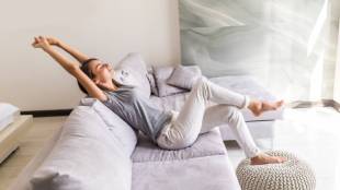 5 Simple Ways To Keep Your Room Cool Without An AC