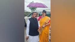 भोंदू ज्योतिषी अशोक खरातचे महाराष्ट्राबाहेरही राजकीय भक्त, रुपाली चाकणकर राजीनामा देणार का ?