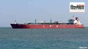 Hormuz Strait shipping route map Iran | India LPG ship Jag Vasant arrival