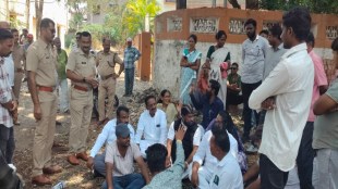 Satara Civil Hospital dead body exchange case | KSP District Hospital Satara protest | Dead body mix up in Maharashtra government hospital | Satara Police bandobast at Civil Hospital