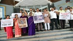 छत्रपती संभाजी महाराजांच्या स्मारक कामांच्या निविदेत ‘रिंग’ झाल्याचा आरोप; राष्ट्रवादी काँग्रेस, शिवसेनेचे आंदोलन