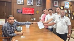 एकाचवेळी दुहेरी जबाबदारीने माध्यमिक शिक्षक हवालदिल; दहावी परीक्षेचे काम आणि बीएलओ मॅपिंग…