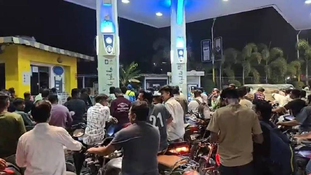 Indian petrol pump crowd management Indian petrol pump crowd management
