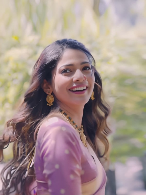 Pooja Sawant Paithani Saree Reel Video