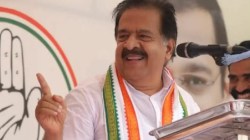 ‘धर्माच्या आधारावरचे विभाजनाचे राजकारण हाणून पाडा’ : रमेश चेन्नीथला