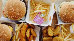 Health : तुम्ही जंक फूड खाणं टाळल्यानंतर शरीरात होतील ७ सकारात्मक बदल, जाणून घ्या!