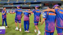 रोहित शर्माला पाहताच जोडले हात अन् पायाही पडला; आकाश मधवालची कृती पाहून चाहते भावुक, मनं जिंकणारा VIDEO पाहिलात?