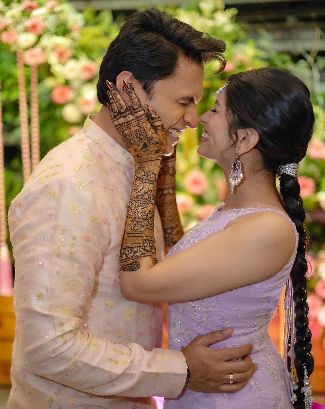 Roomani Khare Mehendi Ceremony