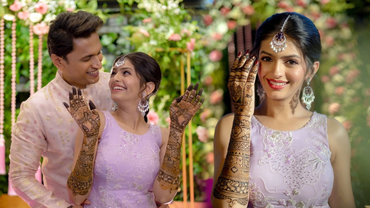 http://Roomani%20Khare%20Mehendi%20Ceremony