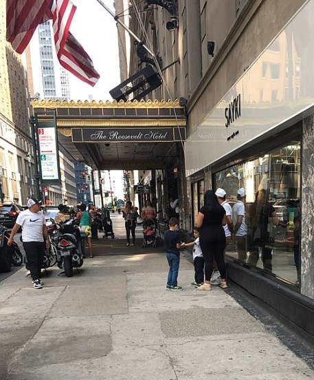 Historic Roosevelt Hotel building in Midtown Manhattan New York | USA and Pakistan joint ownership agreement | न्यूयॉर्कमधील ऐतिहासिक रूझवेल्ट हॉटेलची वास्तू | अमेरिका आणि पाकिस्तान संयुक्त मालकी करार
