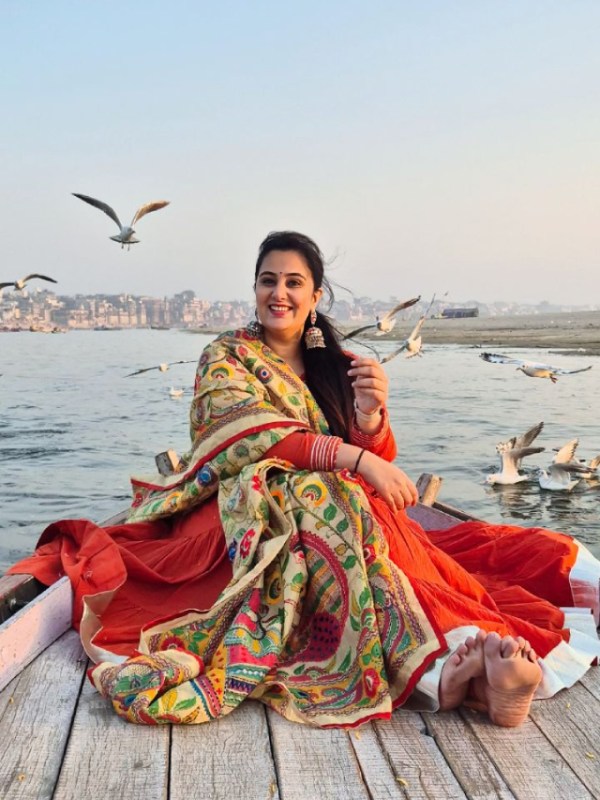 Sai Lokur Varanasi Reel Video