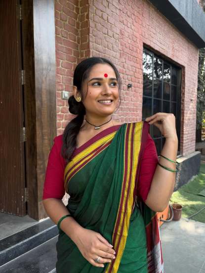 Sakshi Subhash Purple Saree Look