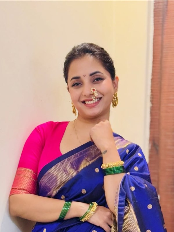 Sayali Sanjeev New Reel Video Viral