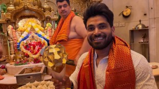 Shiv Thakare Siddhivinayak Temple Visit After Winning The 50
