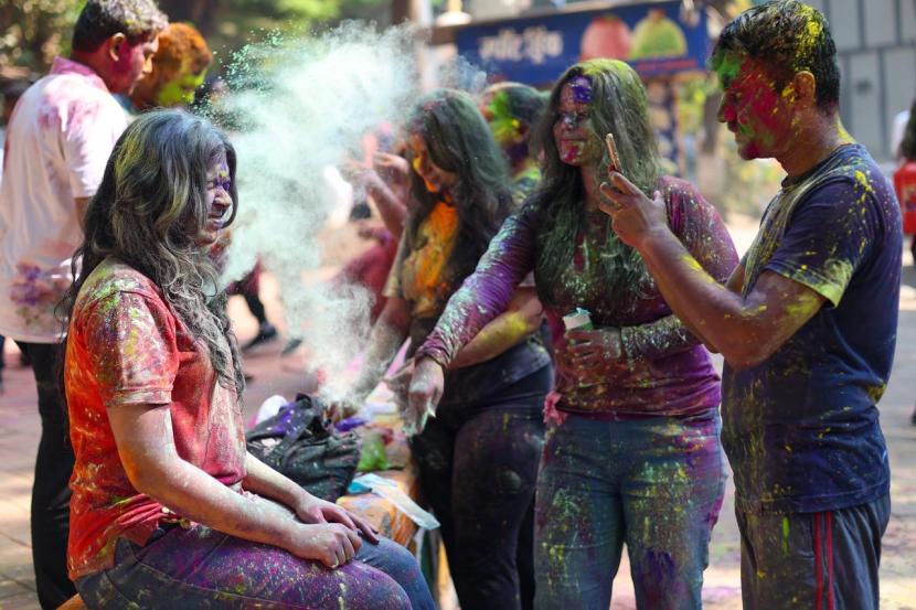 तुमचेही रंगपंचमीचे छान क्षण शेअर करायला विसरू नका. (सर्व फोटो - आकाश पाटील)